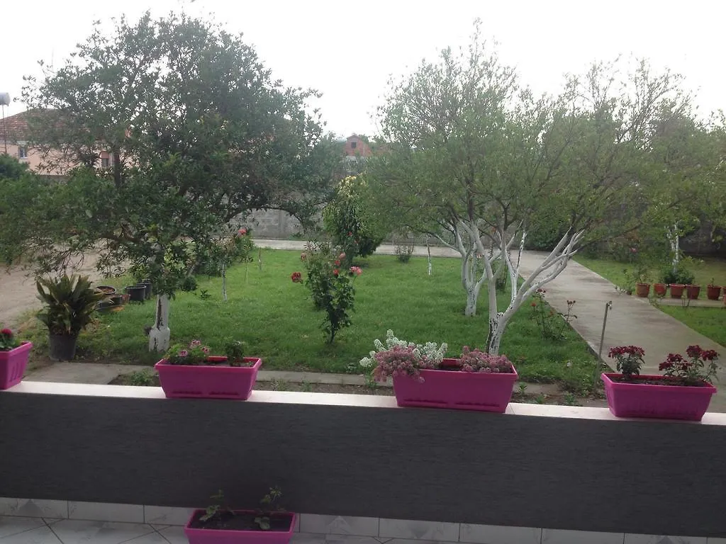 Gasthof Guesthouse Anila Divjaka